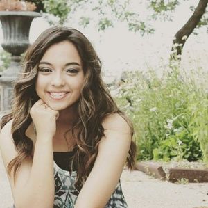 Meet your Posher, Brenna